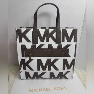 Michael Kors large kenly tote